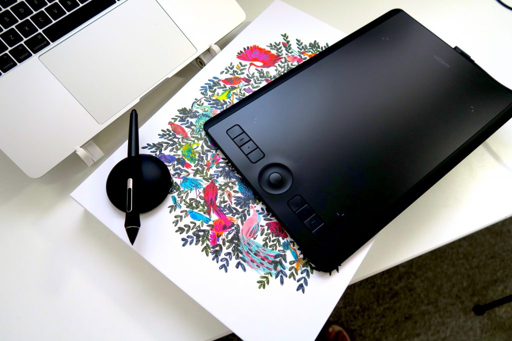 Wacom intuos pro medium 2018 unboxing and review by textile designer