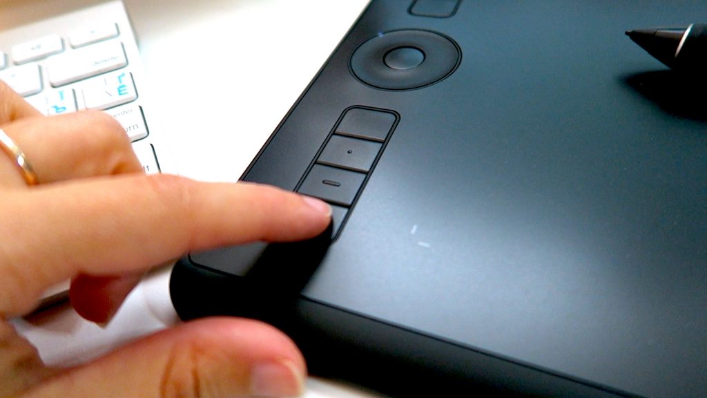 How to set up buttons on a graphics pen tablet for Adobe Illustrator. Wacom Intuos Pro tablet.